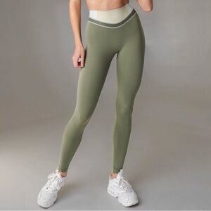 Vitality Pulse Hue Pant (XL)